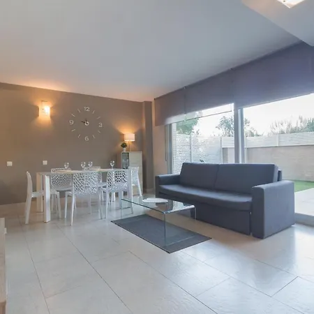 Ibersol Aqquaria Apartment *